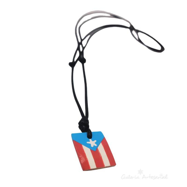 Collar-de-Bandera-de-Puerto-Rico-en-Higüera-galeria-artesanal-puerto-rico-pr