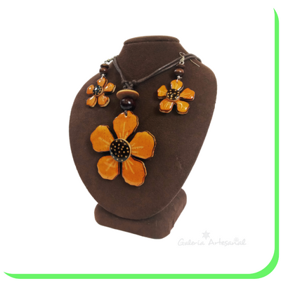 Set Collar Pantallas en Higüera diseño Flor 1